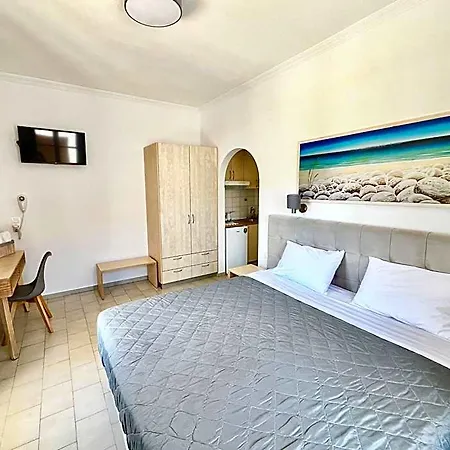 Hotel Athanasia *